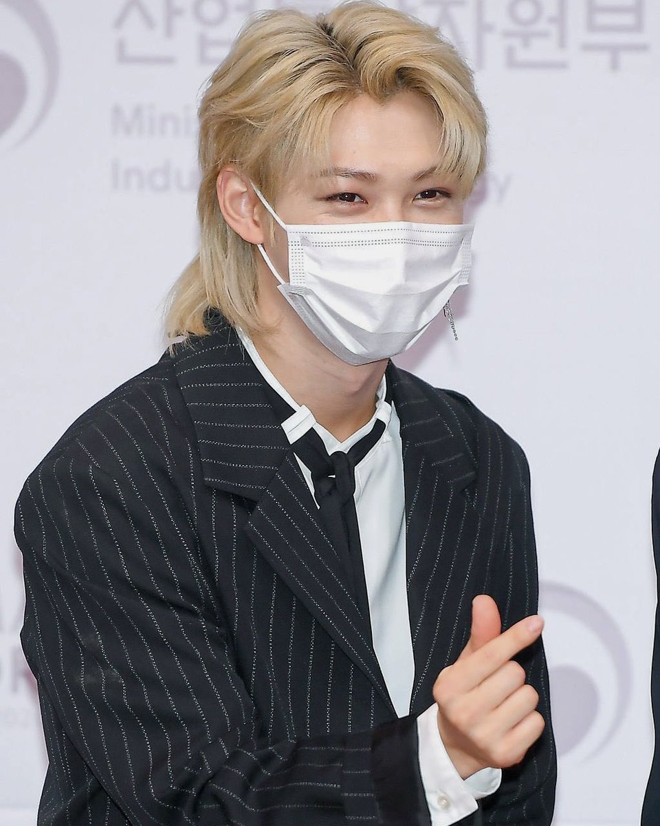 throwback to the felix mullet ⭐️