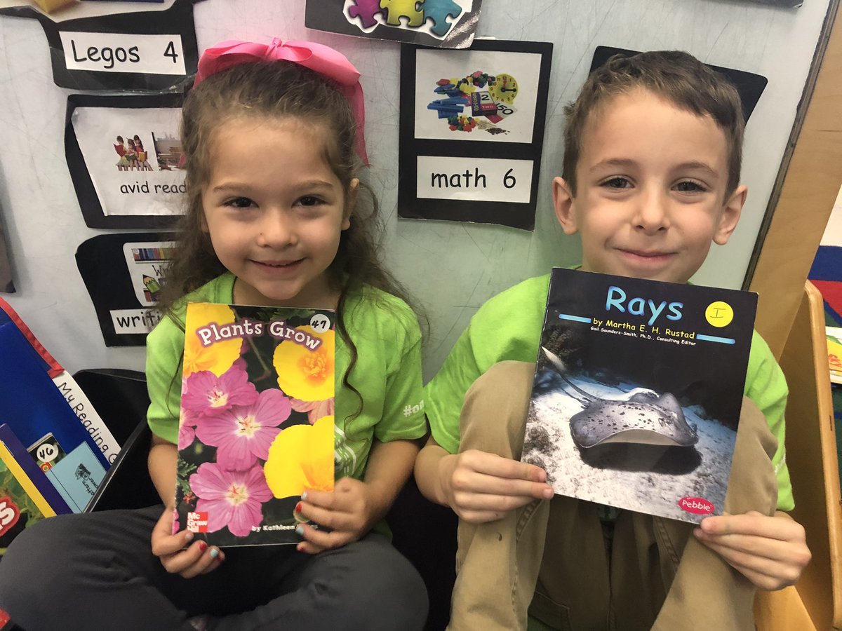 QuiatKRCE's tweet photo. So proud of my avid nonfiction readers! #OneRCE #KinderRangers https://t.co/3hq8uYLiQD