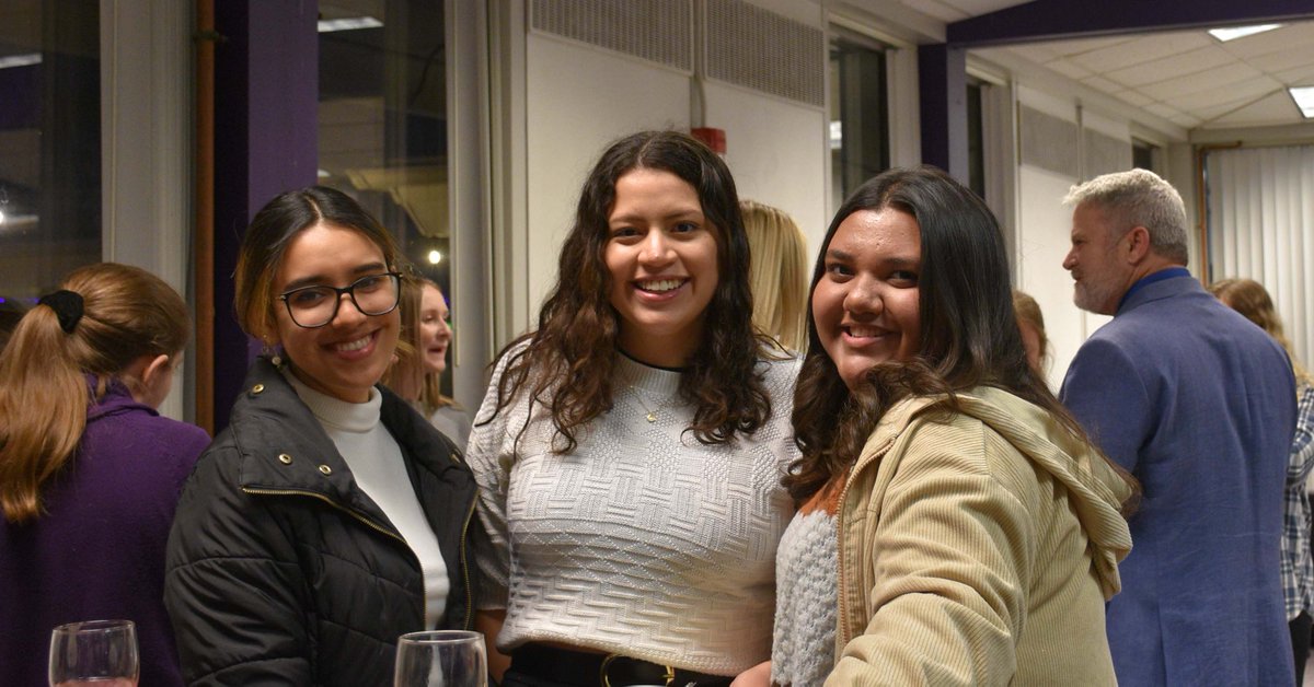 BlufftonUPres's tweet photo. We were pleased to celebrate the academic achievements of our students during the first annual Dean's List reception! https://t.co/17ccv1Z0np
