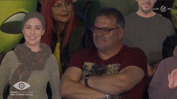 Kund:in, als #GNTM-Viola zum Casting kommt. Kund:in, als Viola sagt mit diesem Outfit würde ich nicht zur Arbeit gehen.