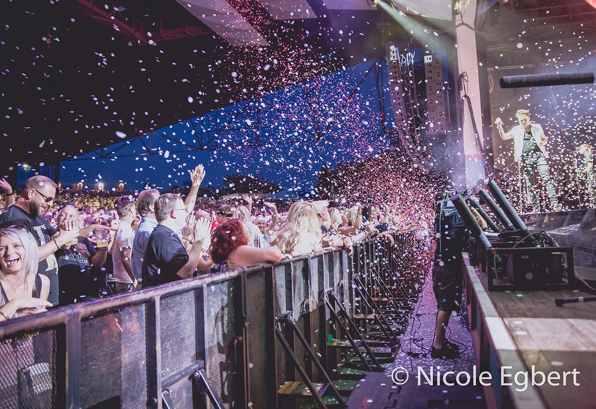 riverbendpnc's tweet photo. Confetti flew from cannons on stage, Pat Monahan took selfies on fans' phones, and the crowd got so many hi-fives the last time @train performed at Riverbend. Who knows what they'll do on June 19! #TBT

See for yourself this summer: https://t.co/kDTDjGjiSt

📷: @musicnik https://t.co/jm2TqDOlaf