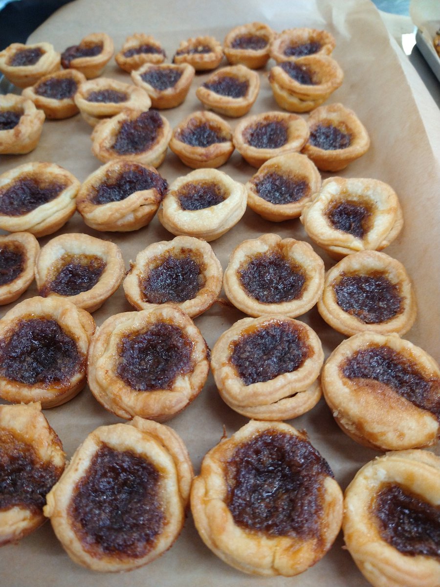 Loved world cooking 🌎 with yr4 pupils <a href="/TotnesStJohns/">Totnes St John's Primary School</a> All Veggie delights 💚 Canadian maple tarts, American corn dogs, Argentinian Empanadas Verduras and Brasilian Feijoda <a href="/SAfoodforlife/">Food for Life</a> #skills #foodeducation <a href="/ProVeg_UK/">ProVeg UK</a> #WorldHealthDay #HealthierTomorrow