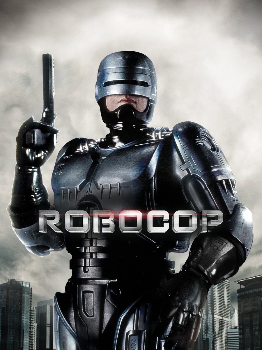 Liveshowet om RoboCop, som vi optog i tirsdags, lander mandag d. 18. på podcast til jer, der var forhindrede 💪