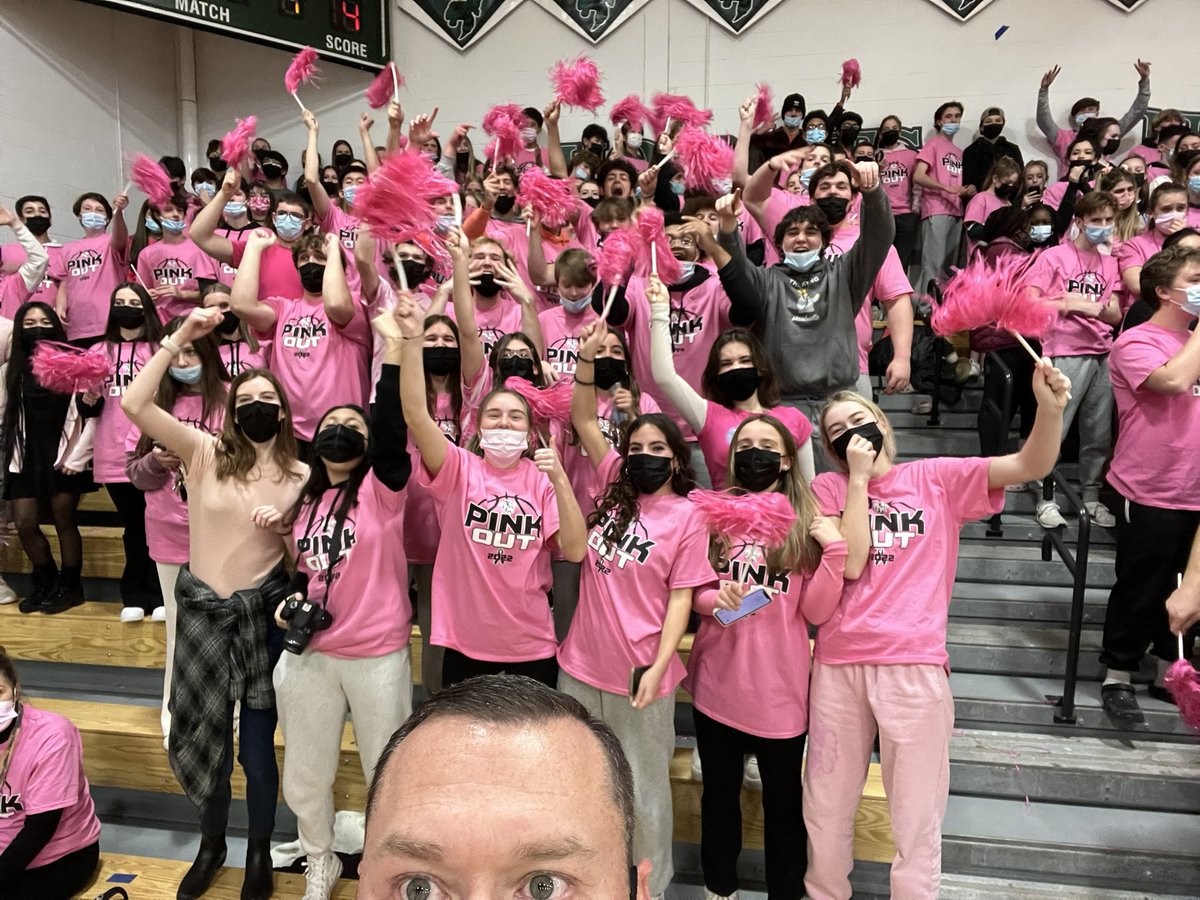 Section3Basket1's tweet photo. Best Fan Sections:
Boys Large Schools: Fayetteville-Manlius
Boys Small Schools: Chittenango
Girls Large Schools: Jamesville-DeWitt
Girls Small Schools: Waterville https://t.co/85SrKHGE6Q