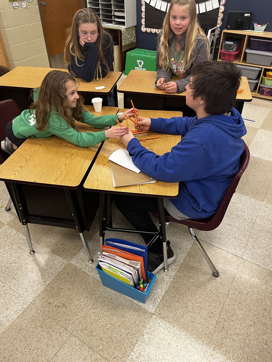 Ball5th's tweet photo. 5th grade had so much fun working with Miss Johnson’s 3rd graders on our science investigations this week! #rowva #rowvastrong https://t.co/0buIkOgnpq
