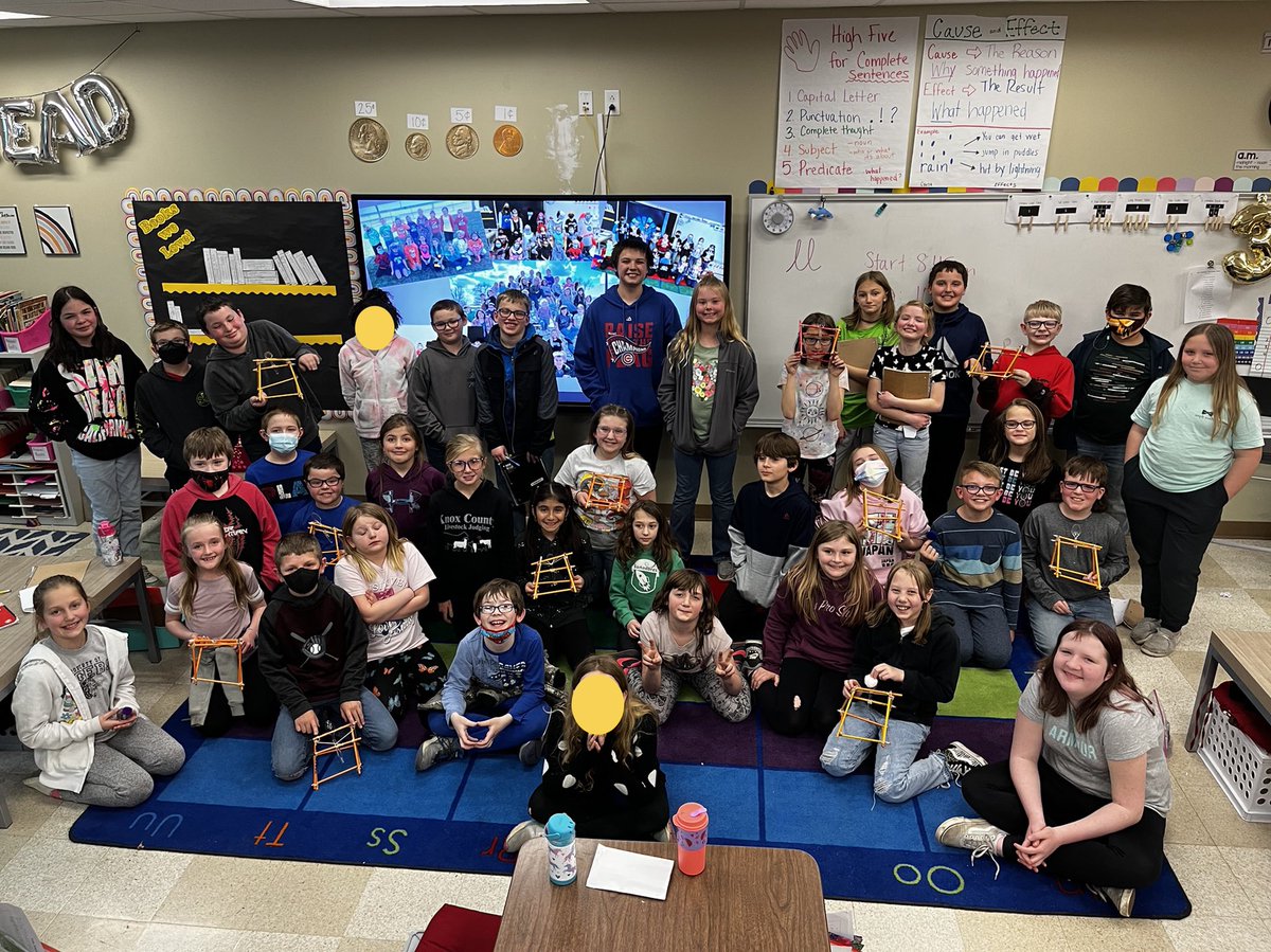 Ball5th's tweet photo. 5th grade had so much fun working with Miss Johnson’s 3rd graders on our science investigations this week! #rowva #rowvastrong https://t.co/0buIkOgnpq