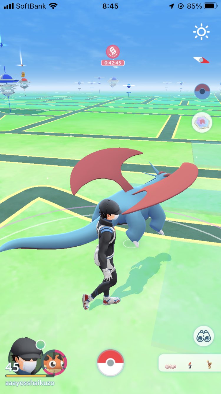ミサイリウム はうあ 寮の部屋でポケモンgo開いたら野生のボーマンダが 初めて見た ポケモンgo T Co 9silbkqjio Twitter