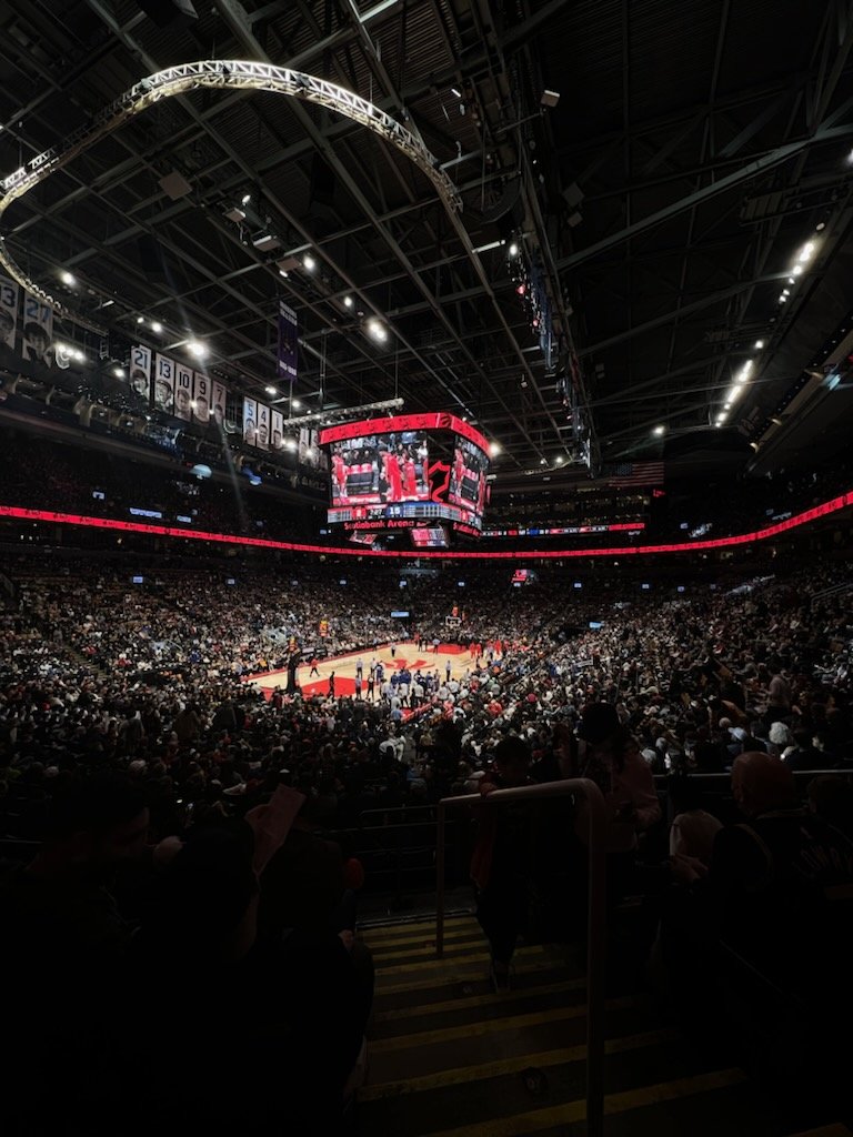 truenorthrachel's tweet photo. How it looks tonight at the Raptors game 🏀 🍁 https://t.co/TtaOsTPepi
