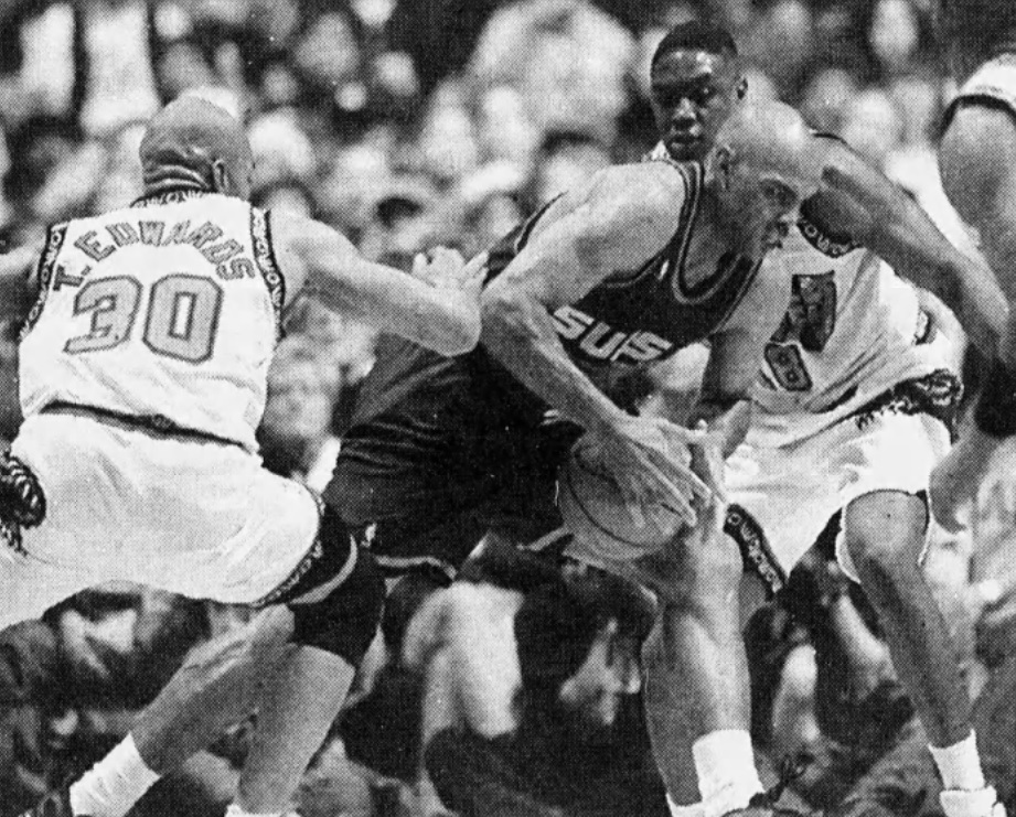 4/7/96 - On #Easter Sunday, the Phoenix #Suns cruised by the hapless expansion Vancouver #Grizzlies (12-62) behind 26p/6r/7a/2s/2b and 22p/6r (6-9 from 3) from Wesley Person. Reeves: 13p/9r. King: 13p. Anthony: 11p/9a. Blue: 13p/9r. PHX: Barkley: 13p/15r/5a. Tisdale: 20p (bench).