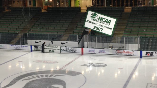 OdellBretthamJr's tweet photo. Thankful and blessed to root for the Big Ten hockey team with the most recent National Championship #GoGreen https://t.co/KN9MwKEvLi