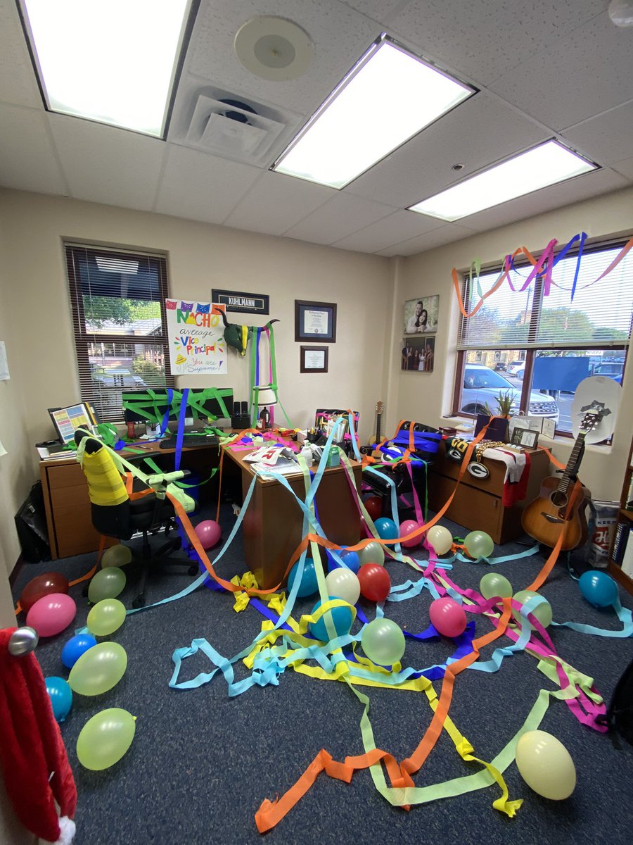 MissGranato's tweet photo. Nacho average VP, you are supreme!! 🎉  @Jkuhlmann4567 #appreciationweek #LSEistheplacetobe @AlainaGerwer @graciemespinoz4 @NISDLeonSprings https://t.co/kf16mK4p7X
