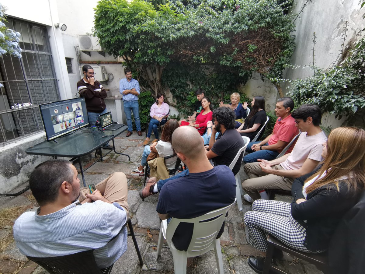 Entre anécdotas y risas, también fue el turno de conocer más a integrantes que se han sumado al equipo docente, que creció un 50% respecto a 2021.

#softwaretesting #capacitacion #testing #ces18años #expertosentesting