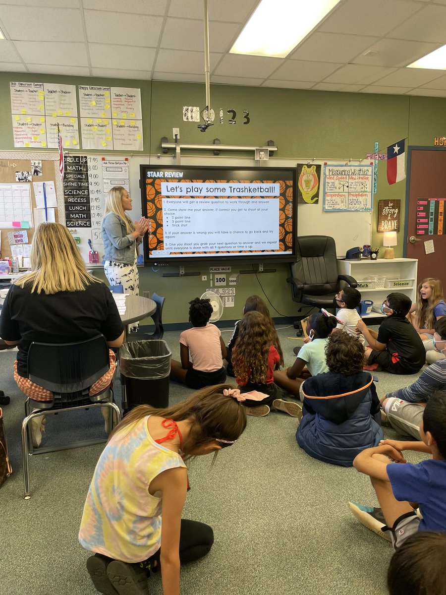 Mrs. Cade tweet media