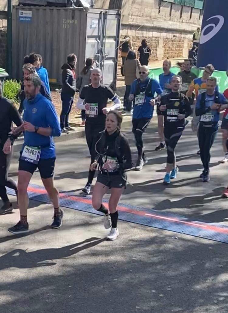 DavidNurenberg's tweet photo. #marathonparis #GAC #Paris. #commercy   5 commerciens à Paris. https://t.co/l3LfDZ3KBt