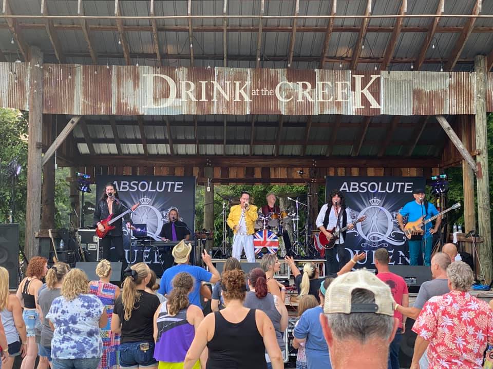 VisitMorganCo's tweet photo. Tickets are now on sale for outdoor concerts taking place in Morgan County this season! (Includes #DrinkatTheCreek dates May-Oct and @TraceAdkins @lonestarband &amp; @DiamondRioBand on June 18.) Get 'em at https://t.co/YpDRDGfFr2. https://t.co/OqwljL8a8v