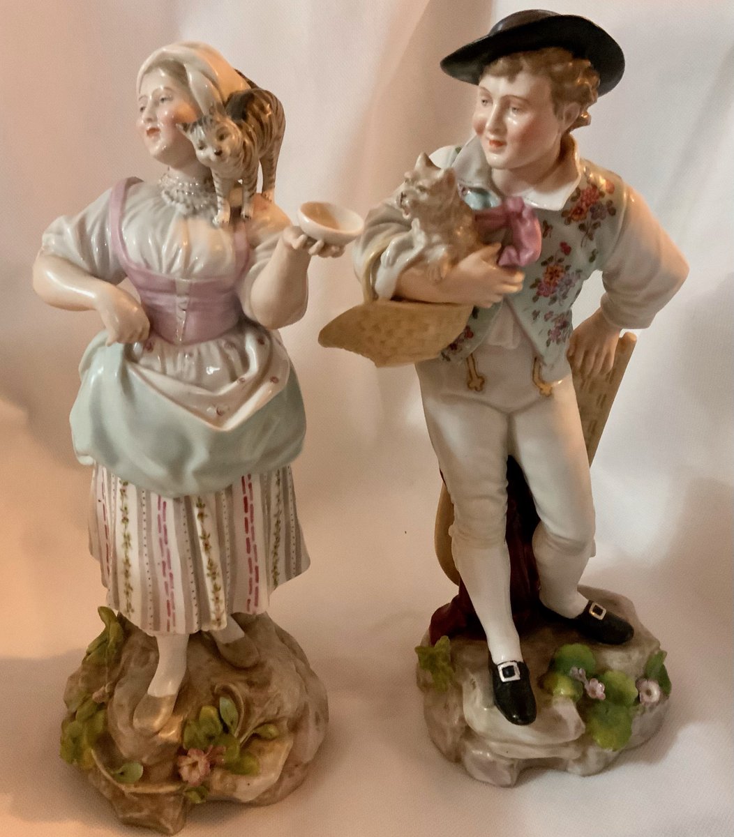 OnAntique's tweet photo. Antiques French painting miniature https://t.co/viKn8IFBM0 via @pinterest https://t.co/Wu5scQy6wi