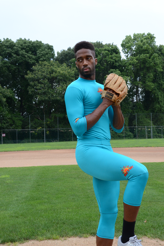 sweatitout's tweet image. SWEAT IT OUT® with COOL COMPRESSION® technology provides all around knee and calf support with our #CompressionPants bit.ly/363GO0h