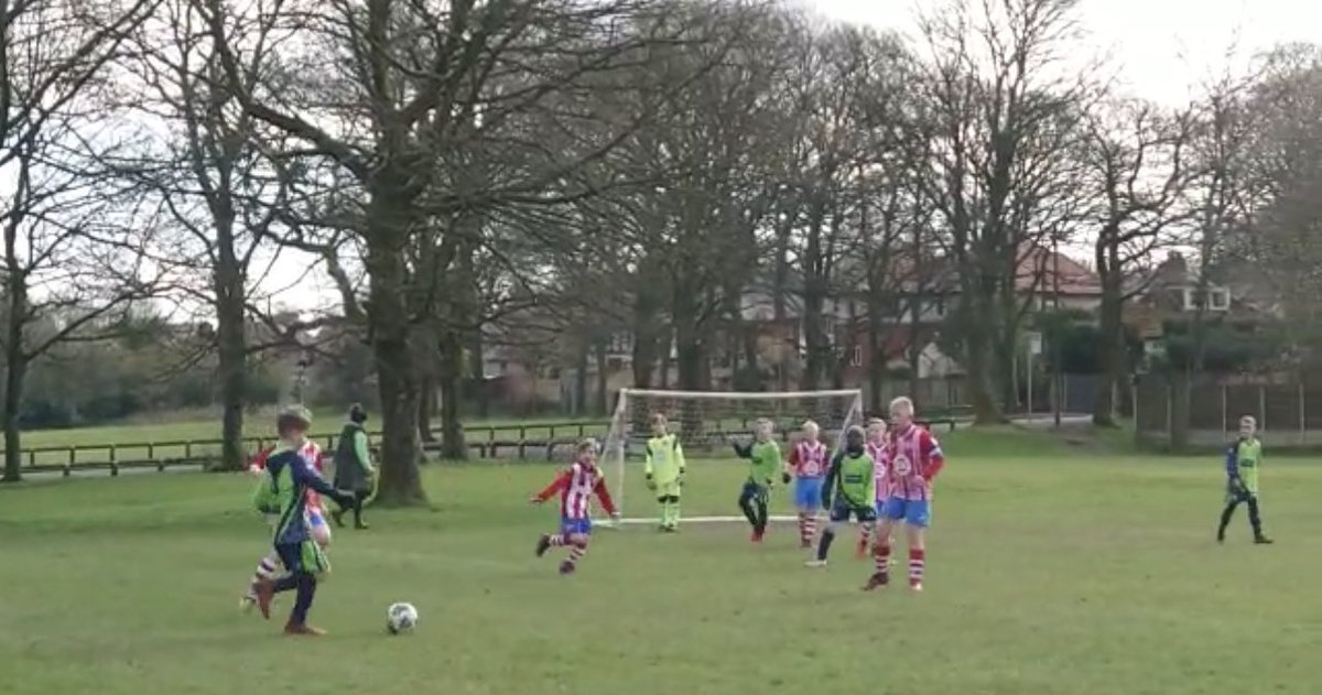 #MossBankJFC our U10s Blues were in action on Saturday on the <a href="/LeasingOptions/">LeasingOptions.co.uk</a> Pavilion in the <a href="/CPLGrassrootsUK/">Community Partnership League</a> v Tika Taka Porto U10s in a great game ⚽️ well done both teams 🟢🔵 Callum getting MoTM for the Blues 🏆🏅⚽️ <a href="/_HarrisonsEA/">Harrisons - Bolton</a> #upthebank #GSR #MBNK #UTB