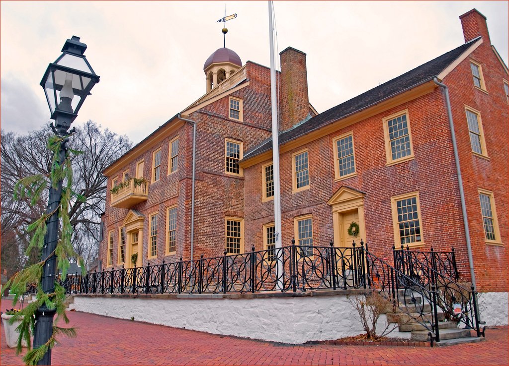 lingometro's tweet photo. National Parks aren’t just about natural beauty - they can also offer visitors a sense of the area’s history. At #FirstStateNationalPark in #Delaware, visit the beautiful forests and also historical buildings of the first state.
#LingoMetro #FunWithEnglish #NationalParksUSA https://t.co/iVcdgc5Cgz