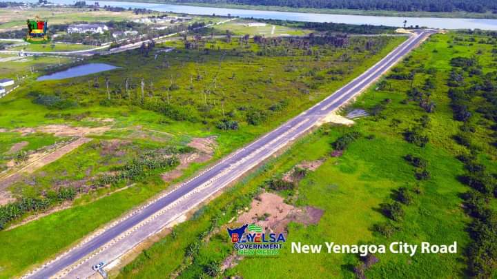 hanna_Iye's tweet photo. Tambuwal Commends Diri On Inclusive Governance.
Inaugurates Bridge, Road Projects In Bayelsa

Sokoto State Governor, Aminu Tambuwal, has commended his Bayelsa State counterpart, Senator Douye Diri’s approach to governance, saying his leadership has positively impacted his state. https://t.co/mNdlcWL2vq