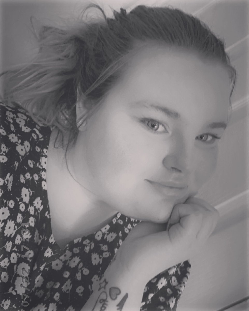 Victoria Smith tweet media