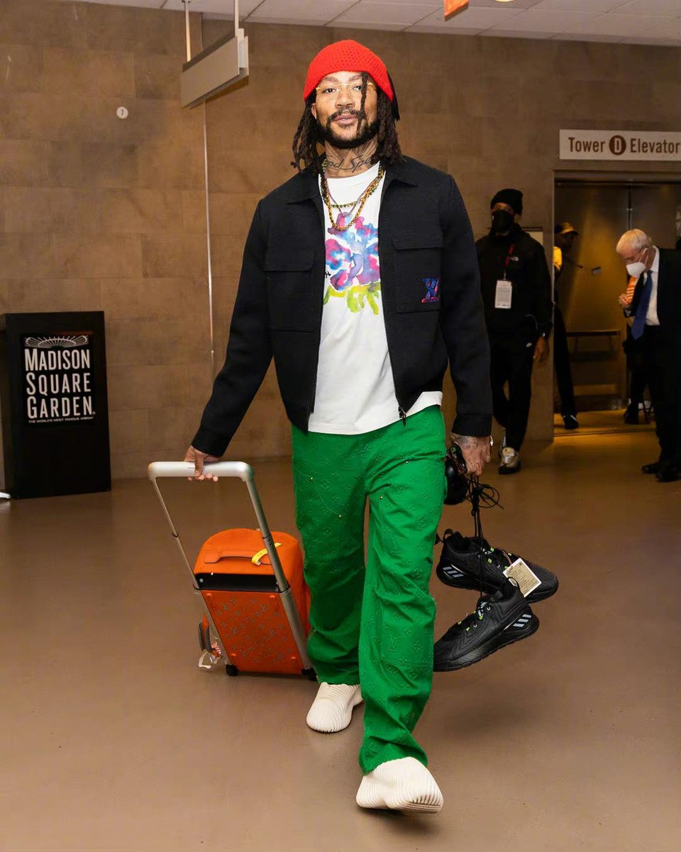 Modern Notoriety tweet media