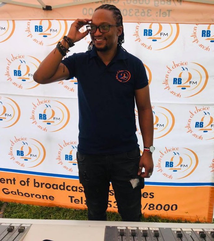 tidotheplug's tweet photo. Those who came before us,thank you for creating the platform! To those rocking the station waves,lets rock https://t.co/0JI2sKtnB2 those who rock the station with us,thank you for choosing @rb2fm
Cheers to 30 years of radio!! https://t.co/KxePil2TSb