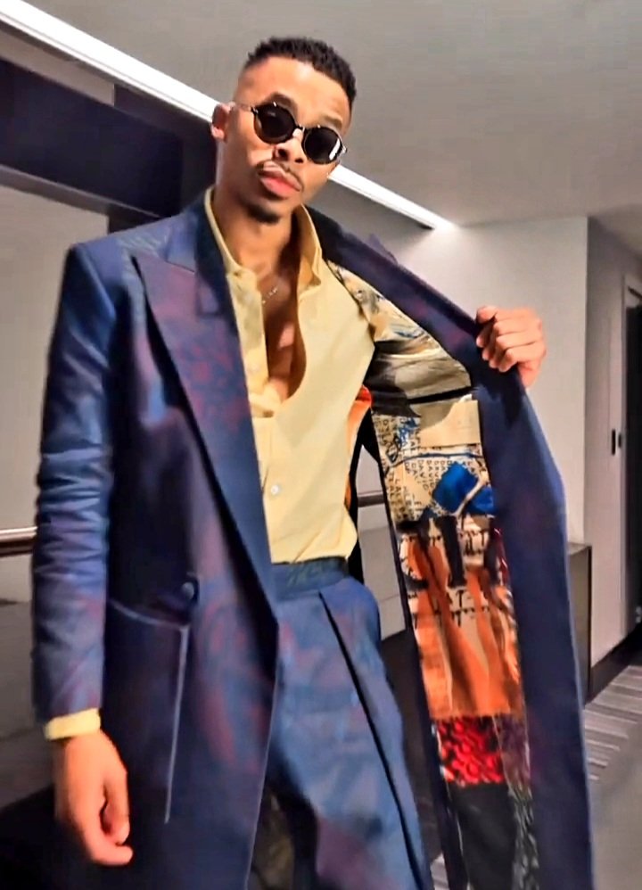 MeLaah_78's tweet image. #RHOLagos #Libo #DavidTlale the boy is lit, assignment understood 🔥🔥💣💣💥💥