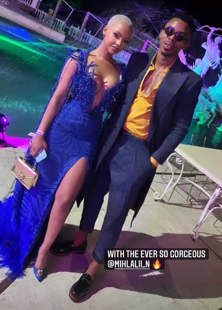 MeLaah_78's tweet image. #RHOLagos #Libo #DavidTlale the boy is lit, assignment understood 🔥🔥💣💣💥💥