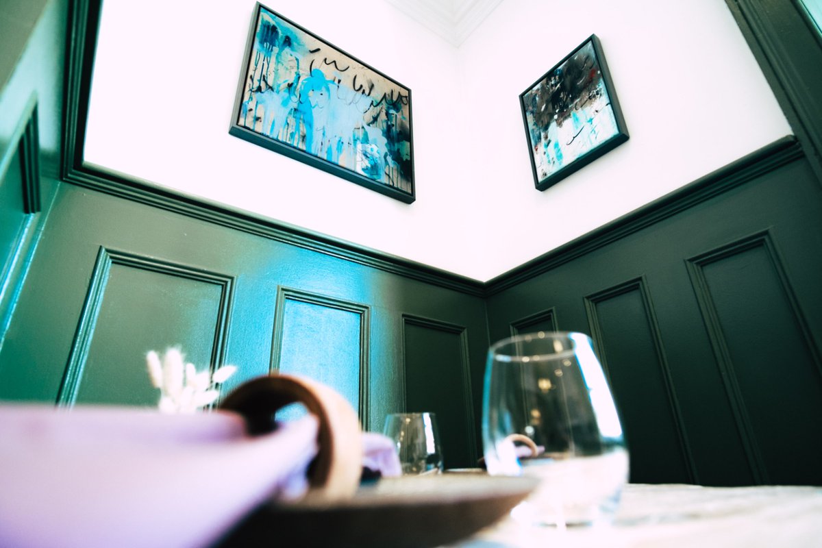 263preston's tweet photo. New artwork from the amazingly talented @IainHWilliams in the restaurant 🖌️

We are very impressed! 

https://t.co/c1rR5ufB2k https://t.co/rcs9jvO9RM