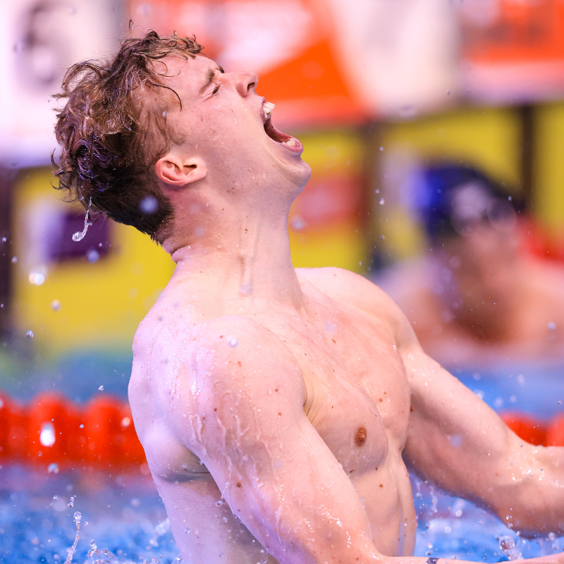 Swim_England's tweet photo. "I knew it was going to take something special" 💪

@winchpenguins' Lewis Burras found ‘something special’ to finish just outside the British record time and be crowned champion on #BSC22 day three!

@Dunks_Scott also broke the Men’s 400m IM British record! 🔥 Full report ⤵️