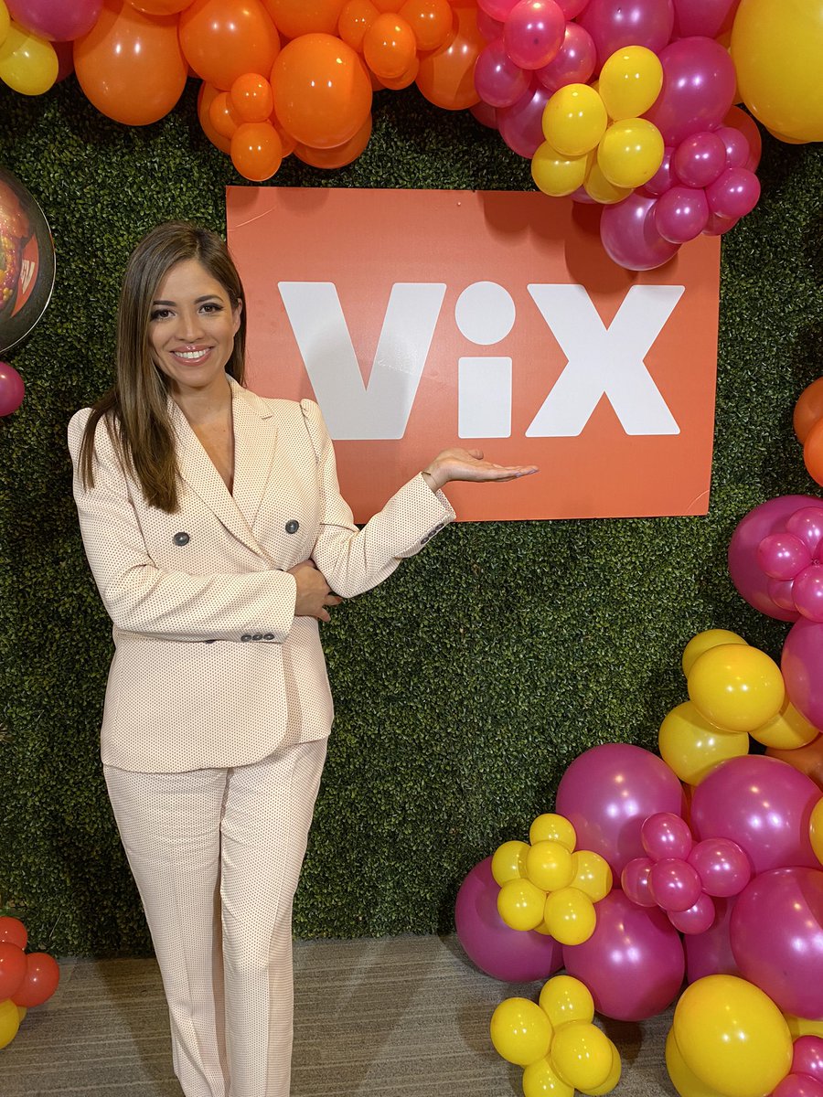 PrimerImpacto's tweet photo. 🧡 Hoy es #ViXDayUS.
👉🏼 En @VIX puedes encontrar noticias, deportes, novelas y mucho más.
Es gratis y en español 🙌🏾.
Nosotros ya descargamos la app; también lo puedes hacer tú 👉🏼 https://t.co/TlEpN1t4nP https://t.co/qanYE6A4fO