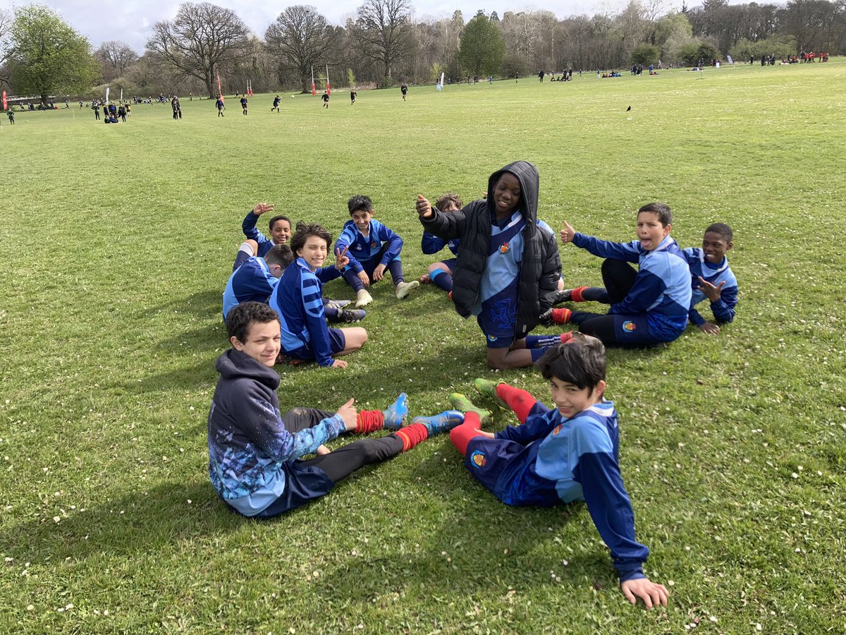 Been a cracking few days at the <a href="/UrddWRU7/">7 Bob Ochr Urdd WRU 7s</a> rugby with the <a href="/CathaysHigh/">Cathays High School</a> Y7 and Y9 boys. We played against some absolute class teams, it was great to see the boys learning as the games went on. They never gave in and did the school proud! More importantly they all had big smiles! 🏉