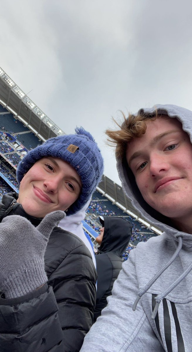 Say goodbye to Senior Class President, Sydney Beck, as Sam Huntley eliminates her at the Royals home opener. Huntley is slowly becoming one of the most ruthless players in the game, racking up a plethora of elims every week.