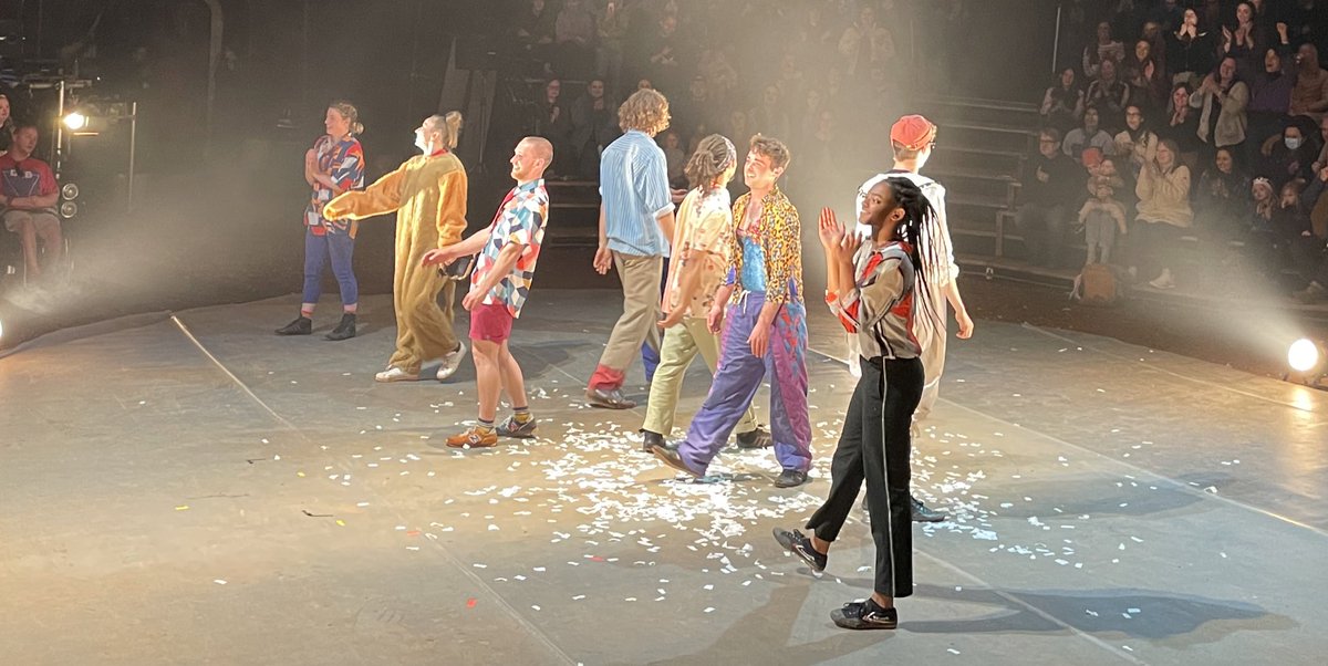 beardedjourno's tweet photo. Get down to @revelpucks circus shows in St Paul’s if you can. So much fun, skill and exuberance in the big top off Dove Lane. A great use of otherwise empty land. https://t.co/wGqoDgnh4n