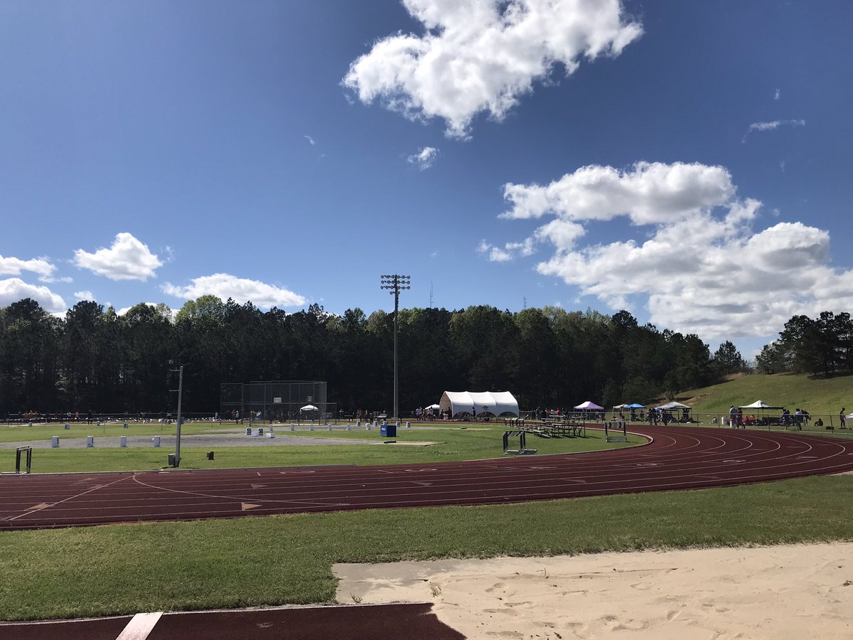 athletics_vwsd's tweet photo. WC track competing in Pearl today. District meet… https://t.co/02TNw8gDsH