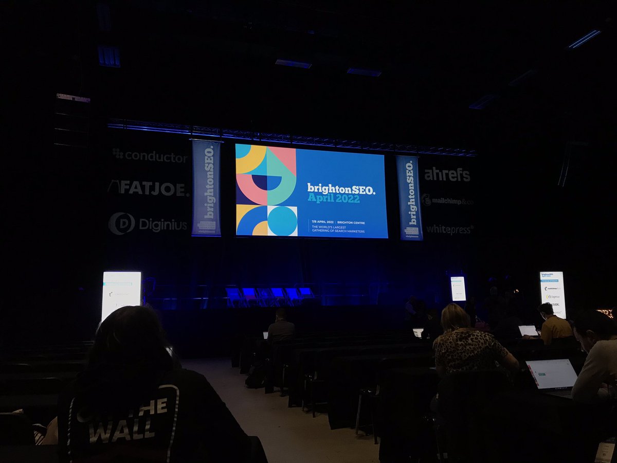 jd108511's tweet photo. Great first day @brightonseo. Looking forward to tomorrow’s sessions https://t.co/5PKymv21oV
