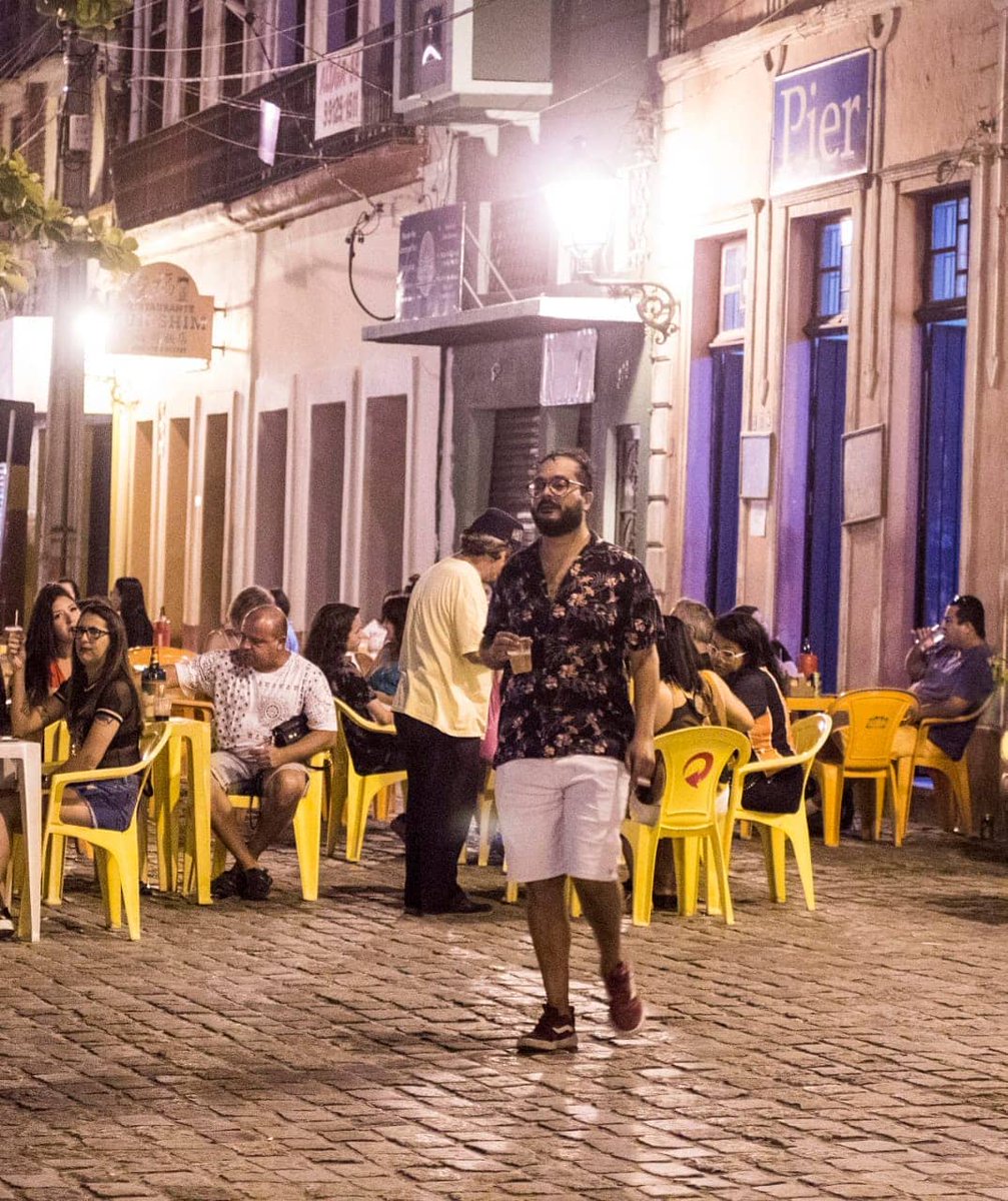 thiagoreira's tweet photo. A plenitude das coisas estarem redondas, nem acredito que mais de 2 anos depois, @forrodamare voltando pra rua... 
foto Paulo Bastos/@forrodamare 

#TBT #ForróDaMaré #DaMaré #CulturaResiste #OcupaTudo https://t.co/5feDQk3ZxN