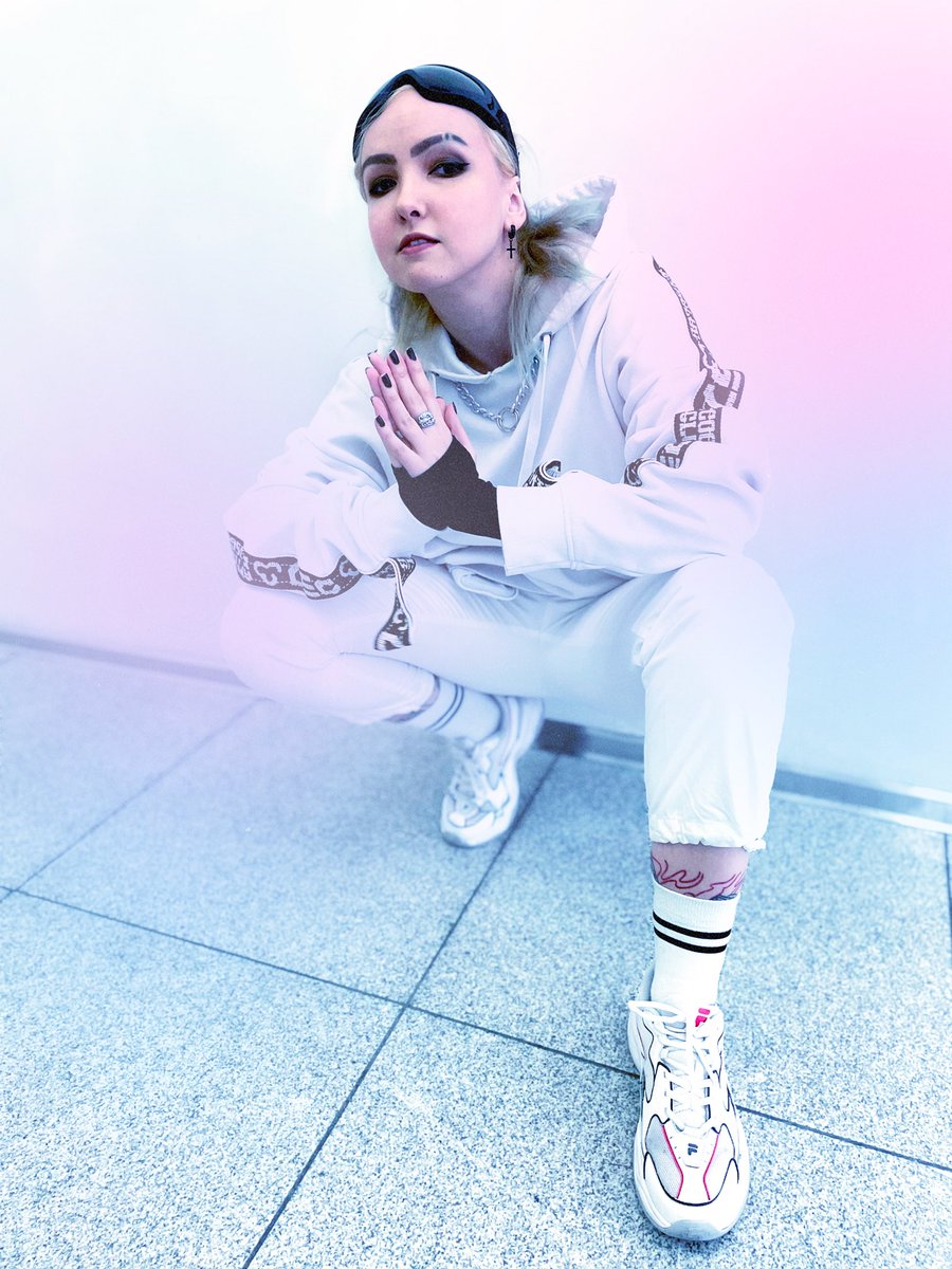TGM_cdt's tweet photo. [PHOTO TEASER]

𝔼ℕℍ𝕐ℙ𝔼ℕ - '𝔹𝕝𝕖𝕤𝕤𝕖𝕕-ℂ𝕦𝕣𝕤𝕖𝕕'
 
𝕊𝕦𝕟𝕠𝕠 - Zipa
 
PH: @foxkirishima 
 
Edit: @DSohin 

2022.04.10 6PM

#enhypen #blessedcursed #enhypencover #dancecover #jay #suhoo #jake #sunghoon #jungwoo #niki #heesung #kpop #kpopdance #TGM https://t.co/y0ZxyBOzqq