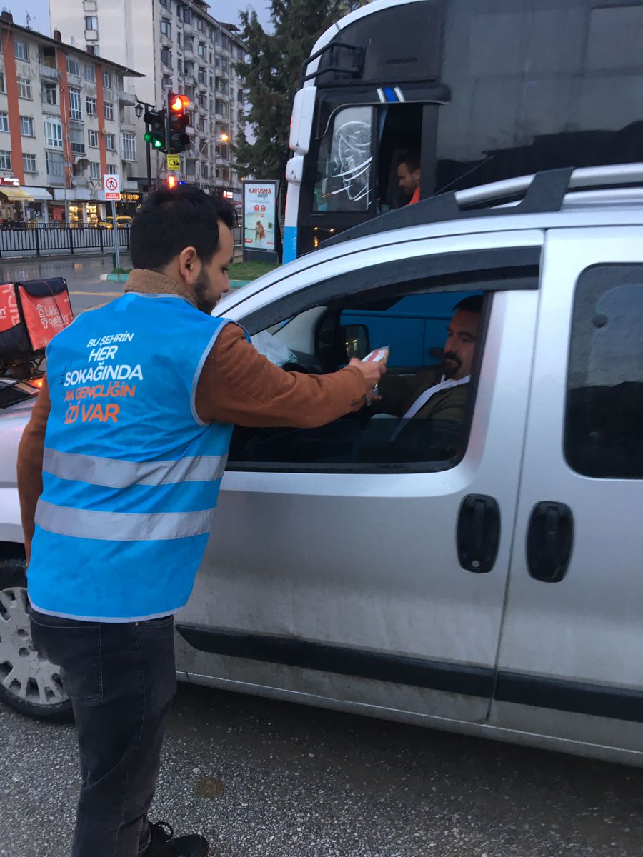 #Kütahya’ın Her Sokağında; AK Gençliğin izi var!

AK Gençlik Kütahya olarak "#İftara5Kala" Hemşehrilerimize İftarlıklarımızı Ulaştırmaya Devam Ediyoruz