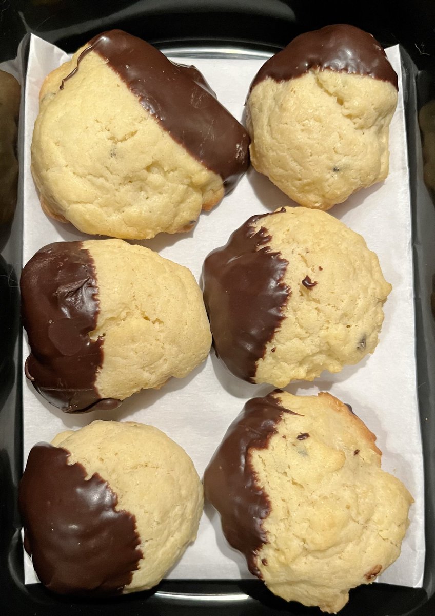 #bake #baking #lavender #Lemons #lemon #Easter2022 #Easter #cookies #italiangirl #Food #Foodie #TexasGirl #Texas <a href="/AngelaMowery4/">Creative Girl in Texas</a>