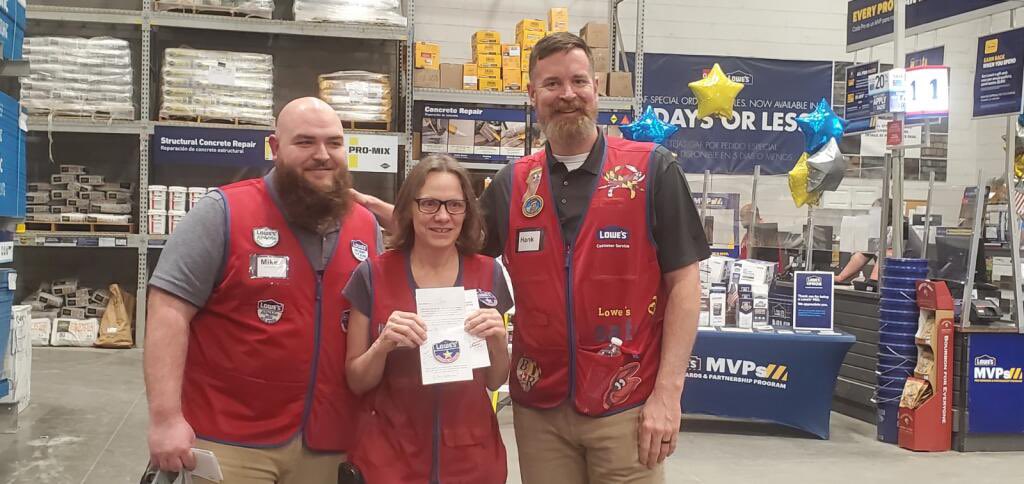 Electrical associate Judi was recognized for her commitment to safety policies and practices. This Service Star put her in GOLD 💫 status. Let’s get the likes coming for Judi #GRINDING #2594 <a href="/BenitoKomadina/">Benito.Komadina@Lowes</a> <a href="/BlueBoxR1/">@BlueBoxR1</a> @LauraG813R1 @GotoLowes <a href="/kristiezw/">Kristie Wooddell</a>