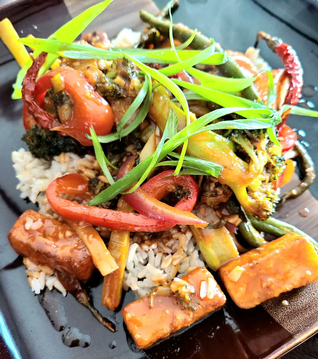 Food & Wine Chronicles tweet media