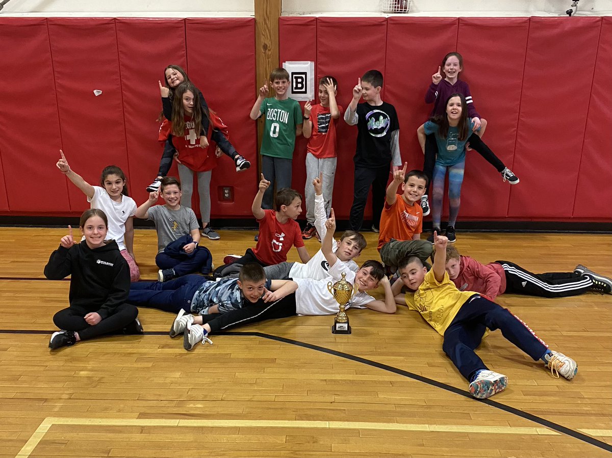 Congrats to this 4th Grade group for winning PE Class of the Month!! Way to go Wildcats!