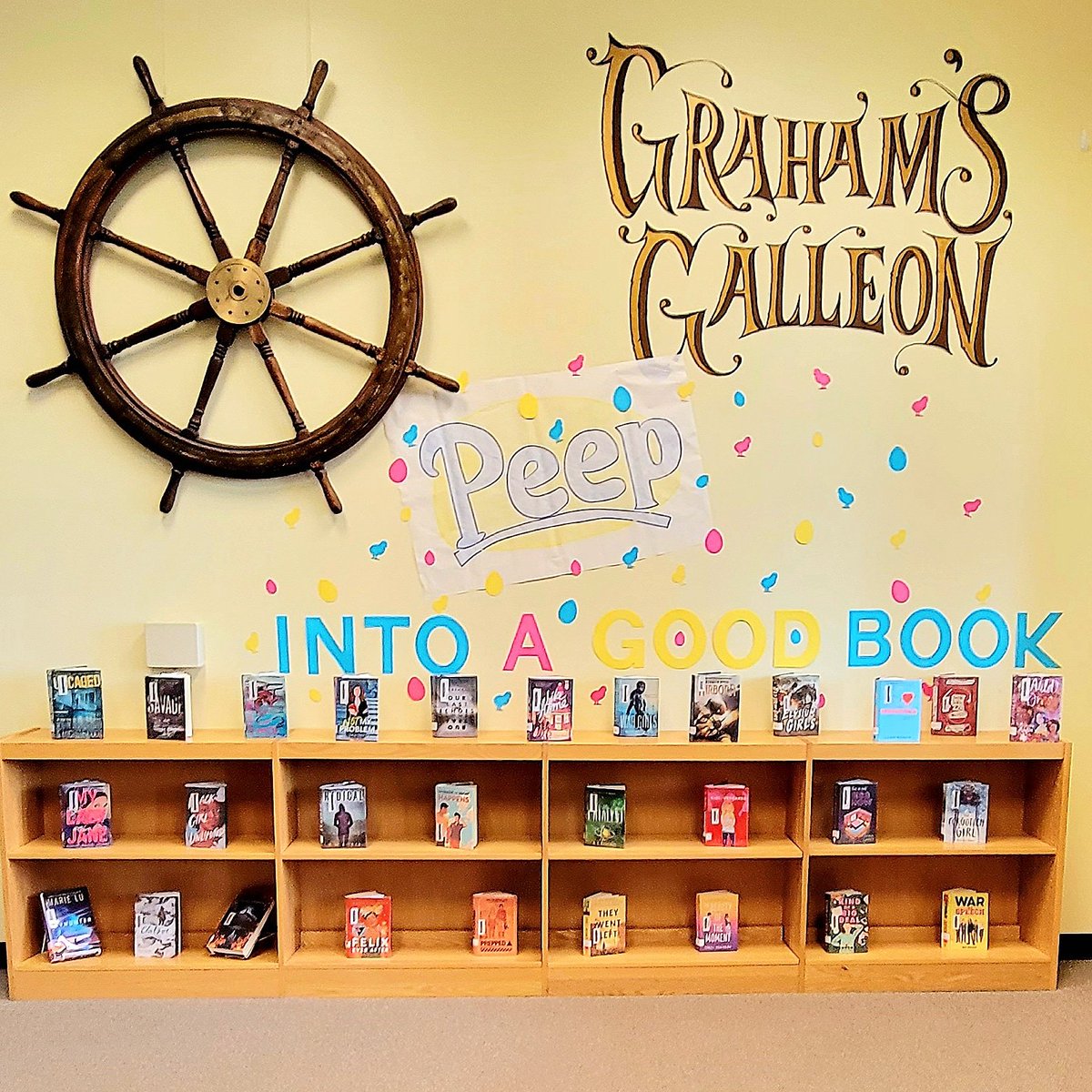 Stop in and PEEP into a good 📚! #mainlandreads