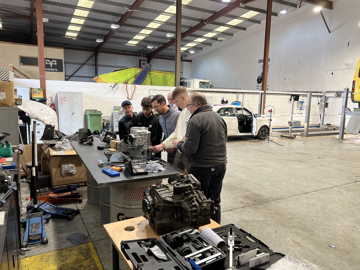 Rent_a_tech's tweet photo. Always great to see @SchaefflerUK running course with us this week for other garage. Keeping the trade one step ahead https://t.co/Dv13DufDQj