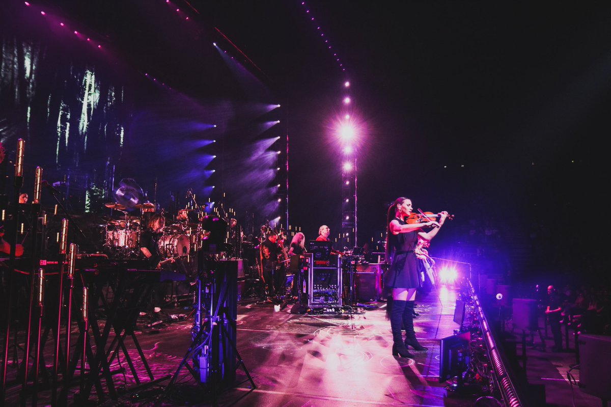 Paris, you will always have our hearts. Thank you for three amazing sold out shows 💛 #HansZimmerLive 

📸 <a href="/thejoeeley/">Joseph</a>