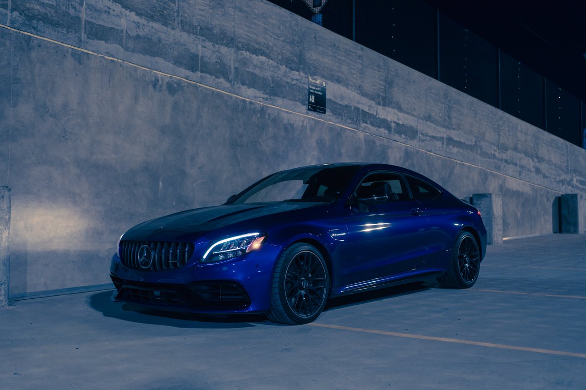 PrimuIas's tweet image. beautiful pictures of my car and the homies @Resisting  😍