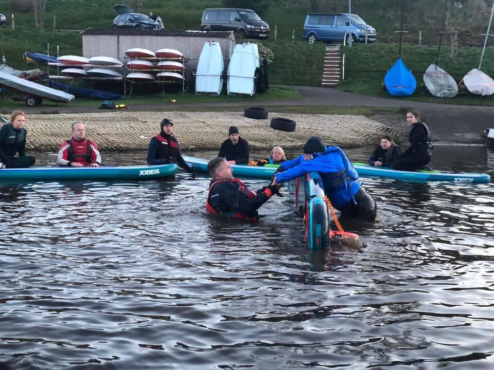 MidCheshireSUP's tweet photo. @bri_cads @cookier9999 great evening teaching new #MCSUPclub members water safety and rescue skills @Media_ASI #SUPWise #LifesBetterByWater https://t.co/2aeY5BOSF1