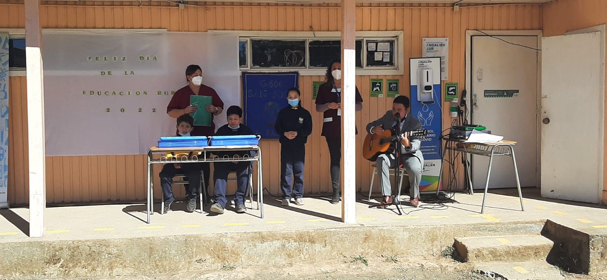 edu_andalien's tweet photo. ♥😍🥰Con diversos actos en los cuales fueron protagonistas los niños/as y profesores/as de las escuelas: San José de la Palma, La Calle, Gomero y Santa Susana de Pichaco se conmemoró en "Día de la Educación Rural" en el territorio #AndaliénSur https://t.co/ViVmdF98mw